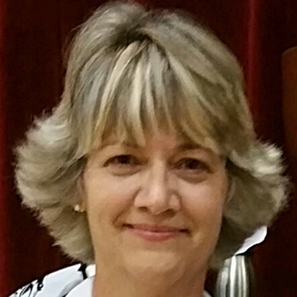 Meet your Posher, Wendy - Picture 1 of 1